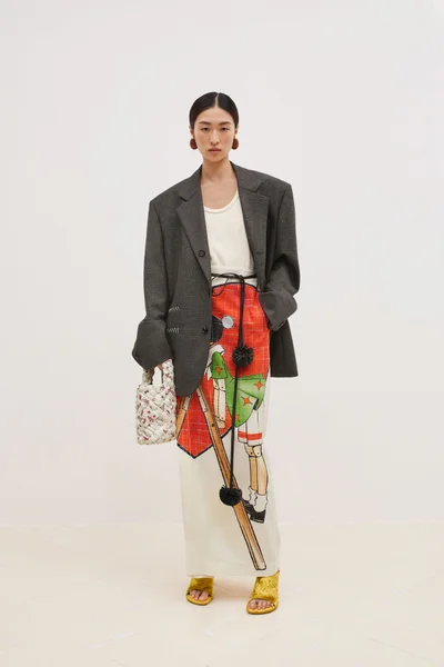 Look 17